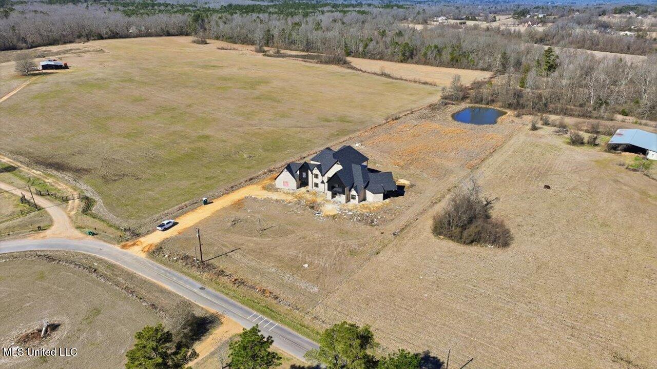 1642 Volley Campbell Road Terry, MS 39170 - Photo 66 of 77 085-1642 Volley Campbell Rd _ Home Tours
