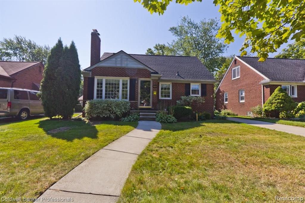 2626 Windemere Road Birmingham, MI 48009 - Photo 2 of 29