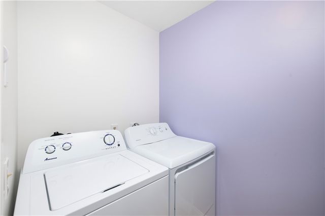 $2,150 | 66 Girard Avenue, Unit 110, Newport, RI 02840