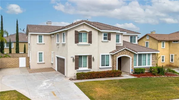 $1,220,000 | 2272 Mary Clare Street, Corona, CA 92882