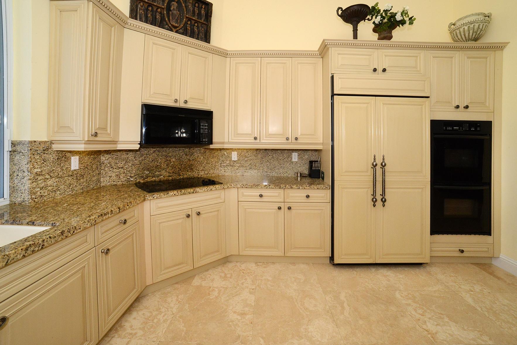 656 Boca Marina Court Boca Raton, FL 33487 - Photo 5 of 44 DSC_3723A