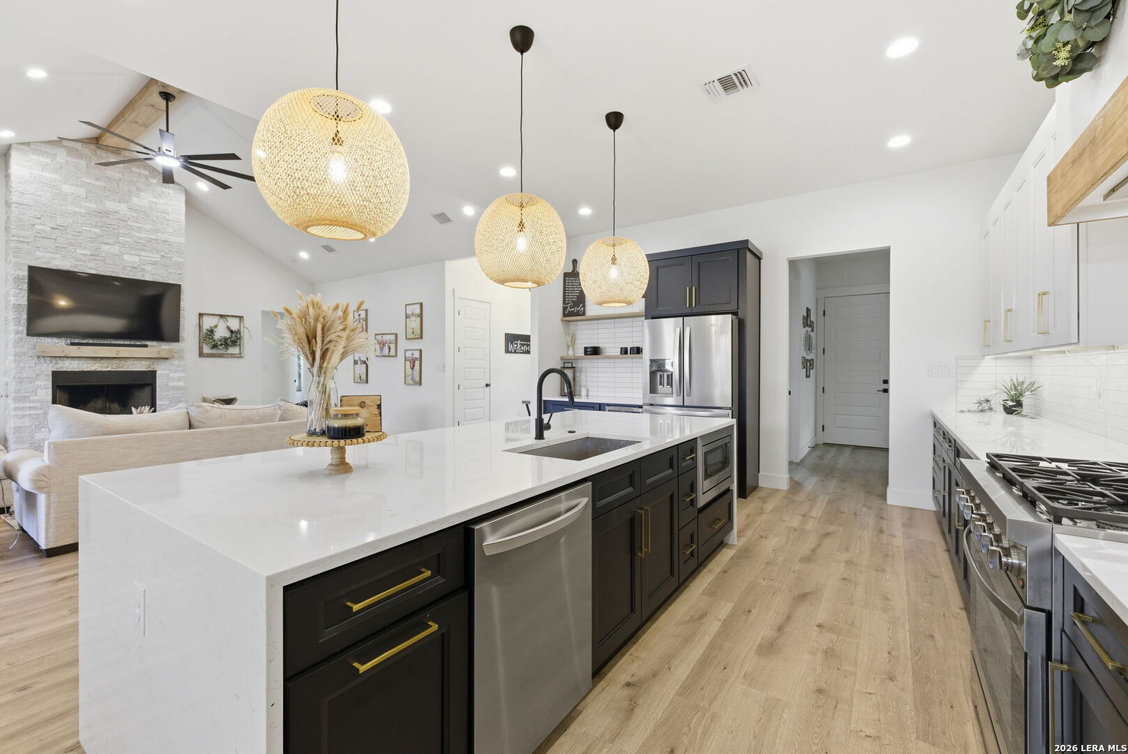 541 Rio Azul Pipe Creek, TX 78063 - Photo 11 of 68