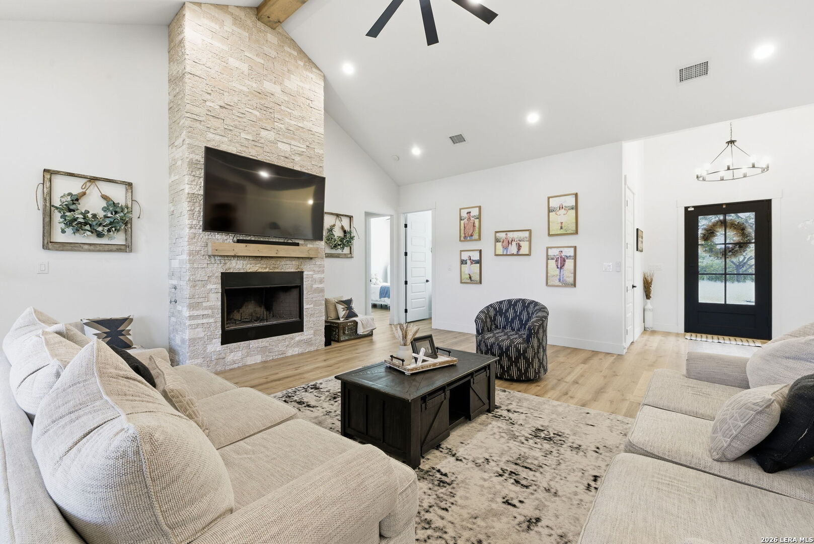 541 Rio Azul Pipe Creek, TX 78063 - Photo 10 of 68