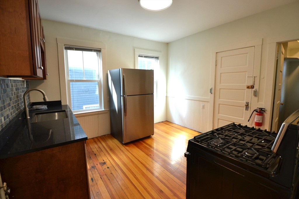 82 Montebello Road, Unit 1 Boston, MA 02130 - Photo 3 of 25