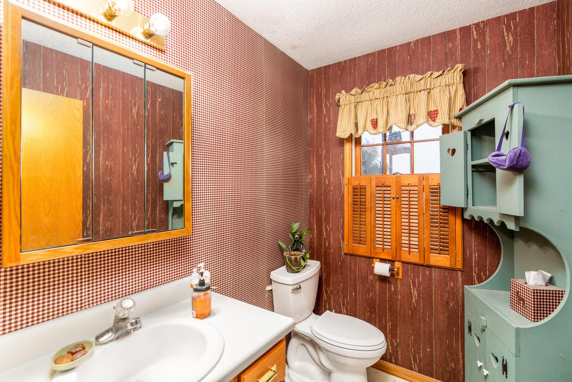 16631 Kaylor Road Danville, OH 43014 - Photo 19 of 51 16631 Kaylor Rd-19-WEB