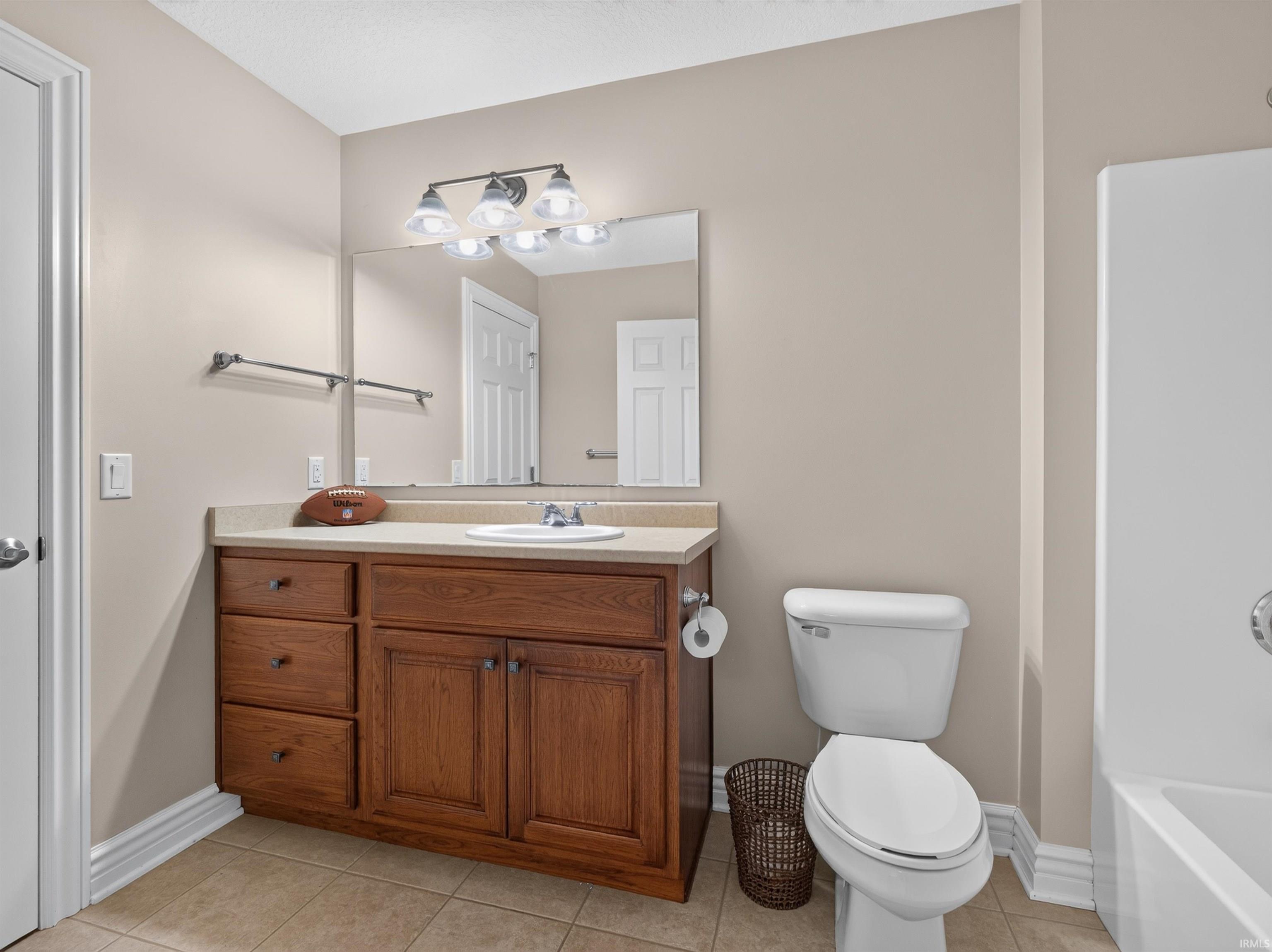 12223 Leo Road Fort Wayne, IN 46845 - Photo 37 of 50