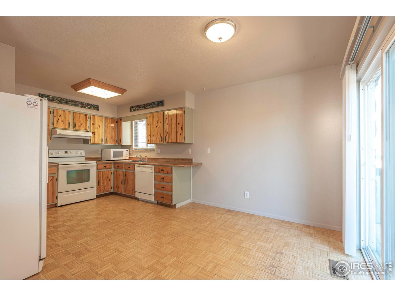 1404 Wildwood Road Fort Collins, CO 80521 - Photo 5 of 28 Large Kitchen