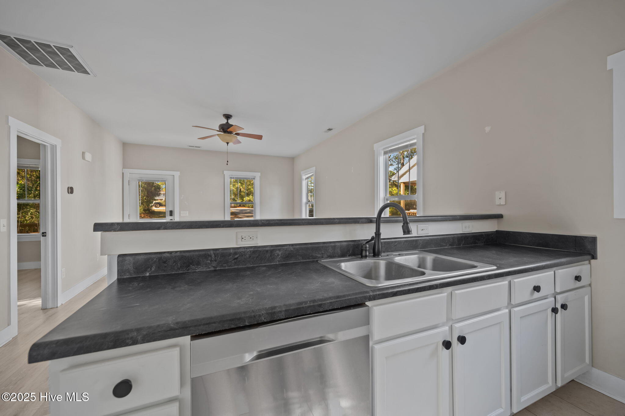644 East Ocean Road Holly Ridge, NC 28445 - Photo 24 of 39 kitchen2