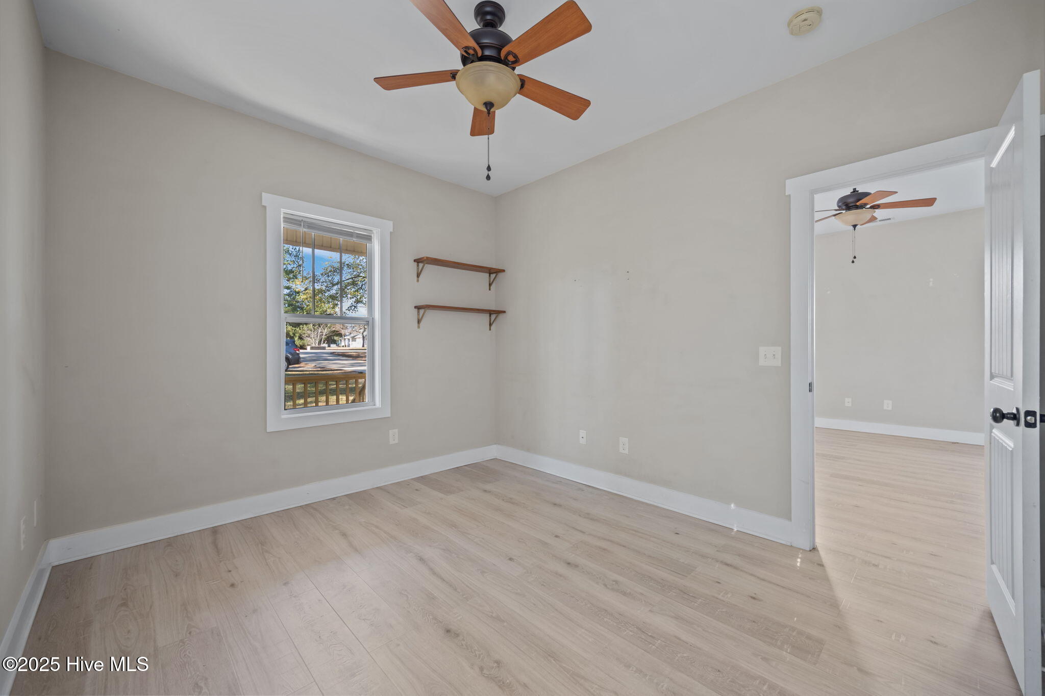 644 East Ocean Road Holly Ridge, NC 28445 - Photo 27 of 39 Front Bedroom