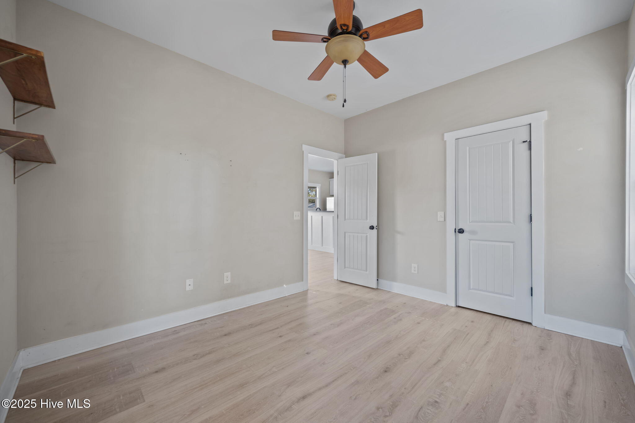 644 East Ocean Road Holly Ridge, NC 28445 - Photo 30 of 39 beroom2.3