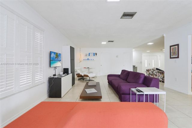 $1,850,000 | 19150 North Bay Road, Sunny Isles Beach, FL 33160