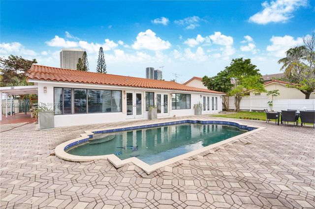 $1,850,000 | 19150 North Bay Road, Sunny Isles Beach, FL 33160