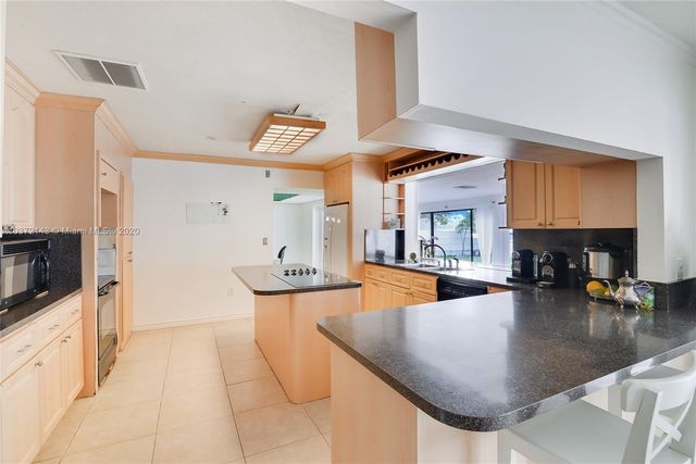 $1,850,000 | 19150 North Bay Road, Sunny Isles Beach, FL 33160