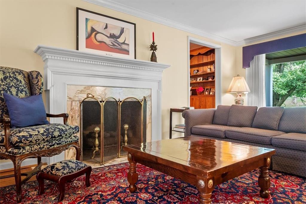 406 Fox Chapel Road Pittsburgh, PA 15238 - Photo 11 of 49 Gallery Image 11