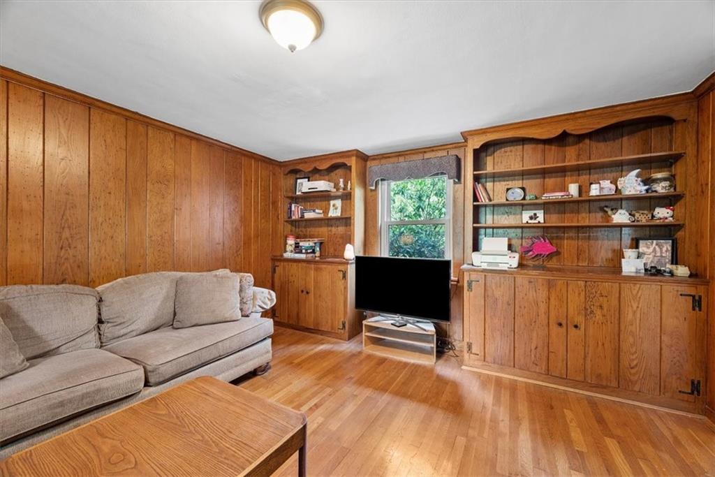 406 Fox Chapel Road Pittsburgh, PA 15238 - Photo 13 of 49 Gallery Image 13