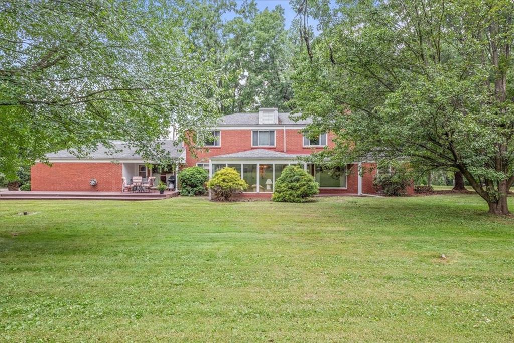 406 Fox Chapel Road Pittsburgh, PA 15238 - Photo 2 of 49 Level lot with traditional Colonial.