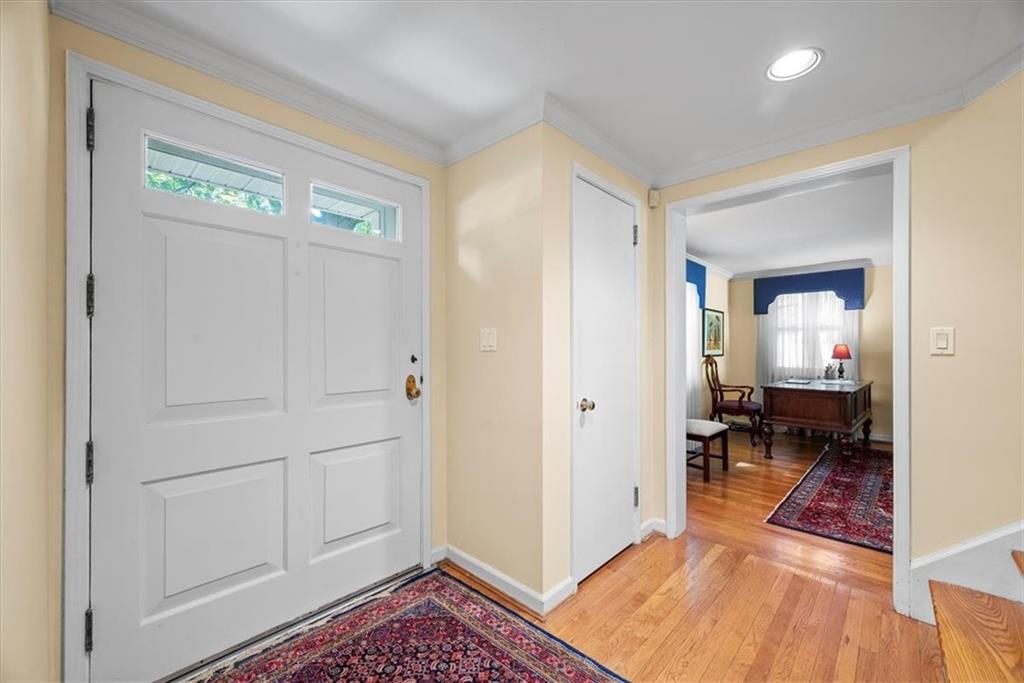 406 Fox Chapel Road Pittsburgh, PA 15238 - Photo 5 of 49 Gallery Image 5
