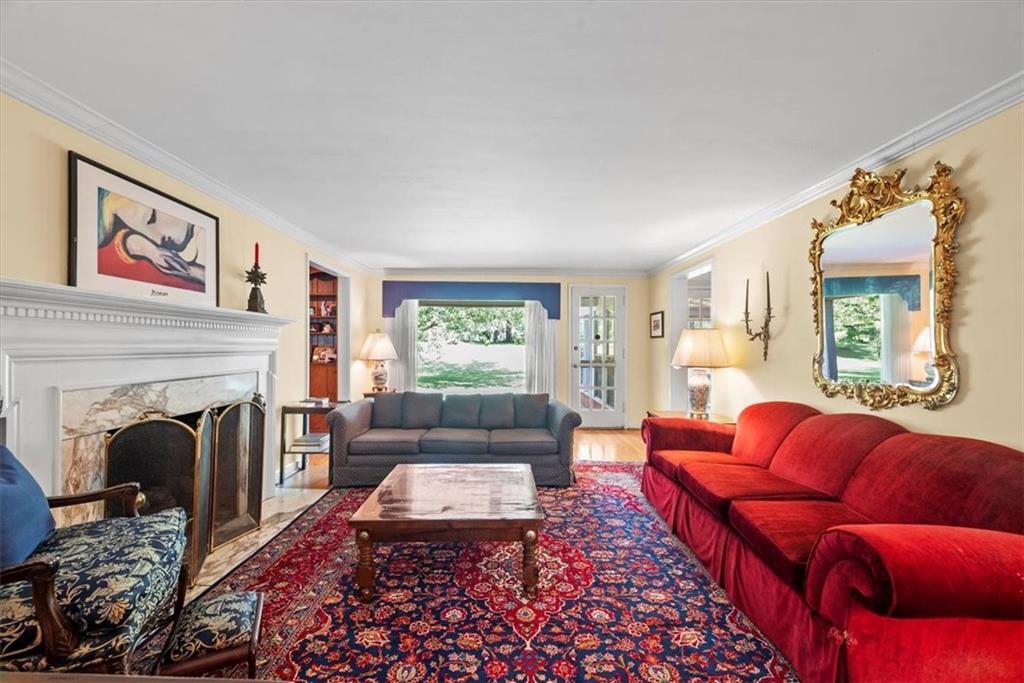 406 Fox Chapel Road Pittsburgh, PA 15238 - Photo 8 of 49 Gallery Image 8