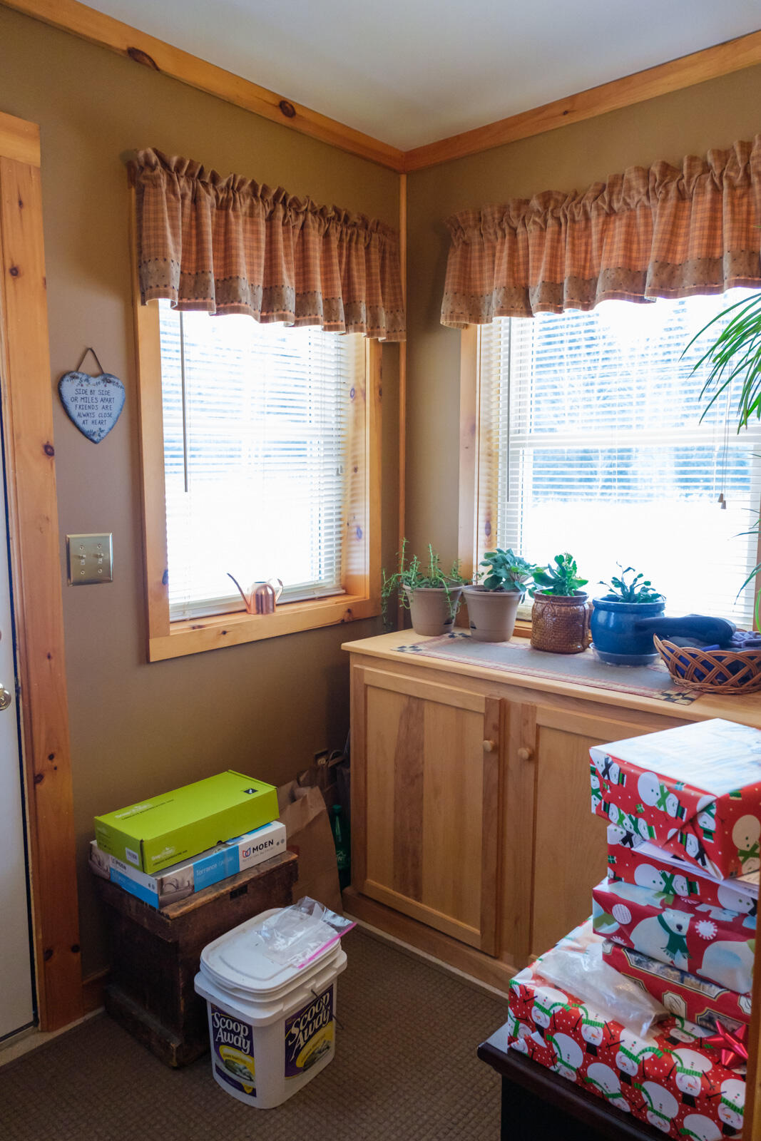 519 East Andover Road Andover, ME 04216 - Photo 17 of 31 Entry