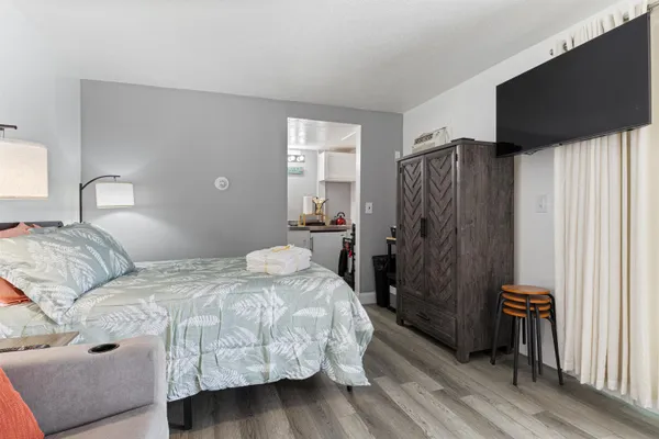 $199,900 | 933 Ocean Boulevard, Unit 11, Hampton, NH 03842