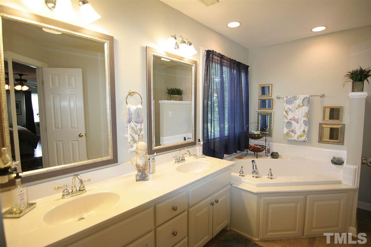 908 Lendermans Circle Raleigh, NC 27603 - Photo 17 of 25 Gallery Image 17