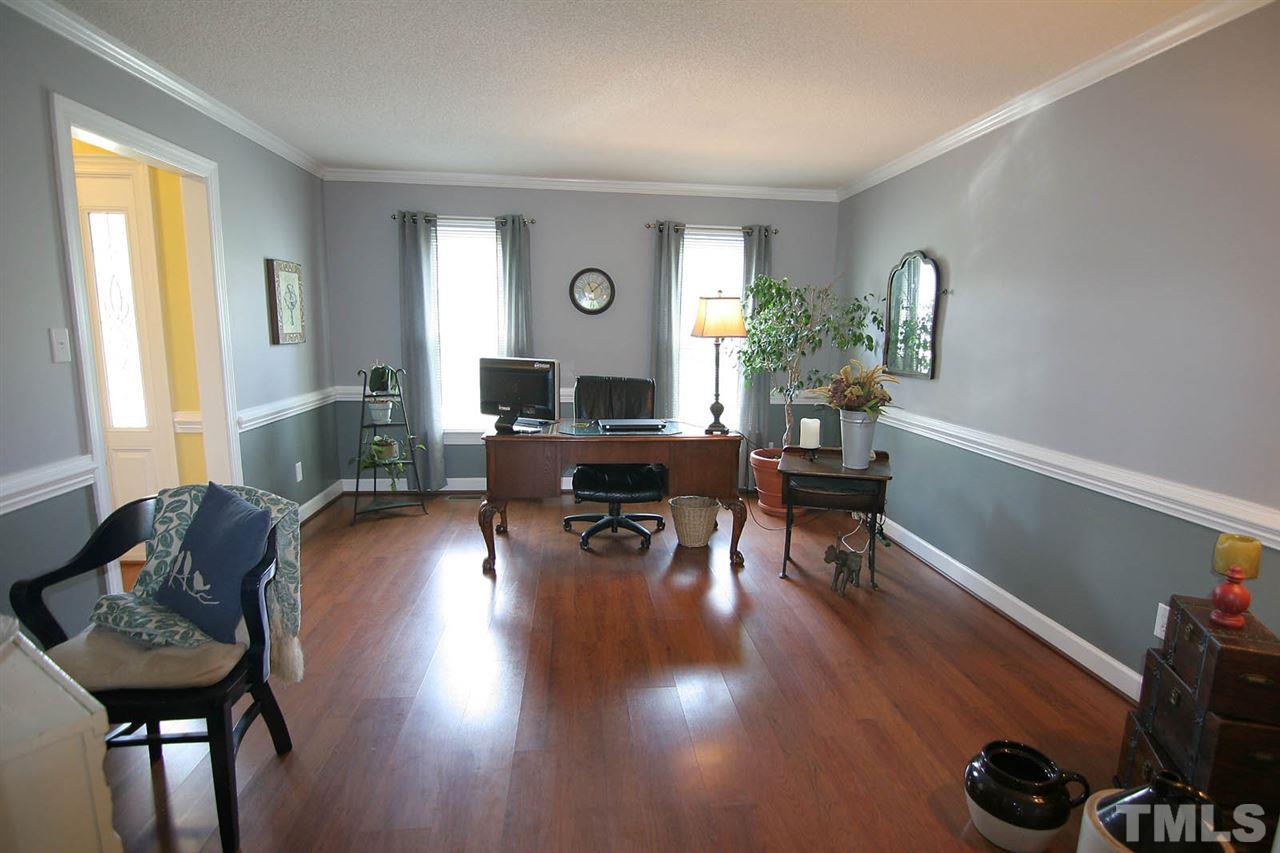 908 Lendermans Circle Raleigh, NC 27603 - Photo 4 of 25 Gallery Image 4