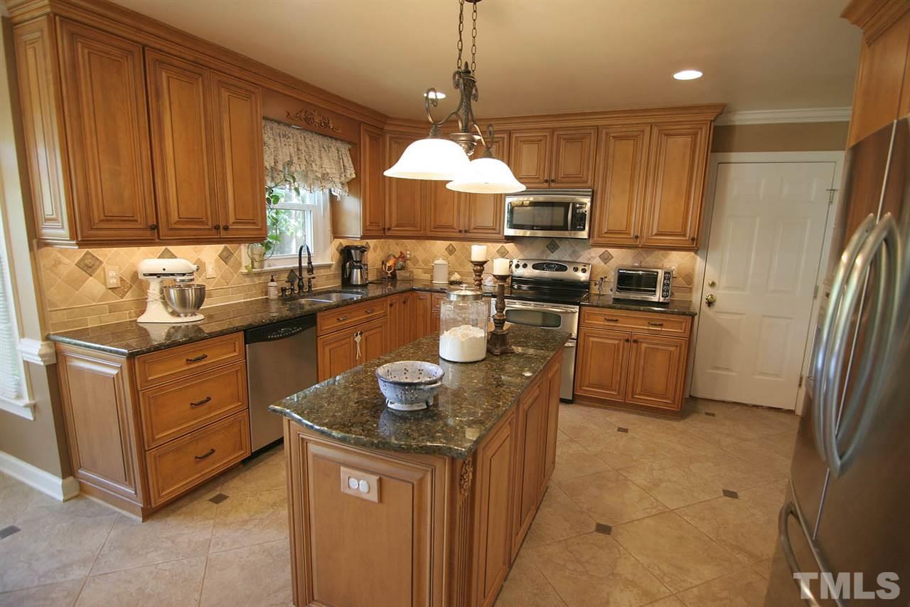 908 Lendermans Circle Raleigh, NC 27603 - Photo 9 of 25 Gallery Image 9