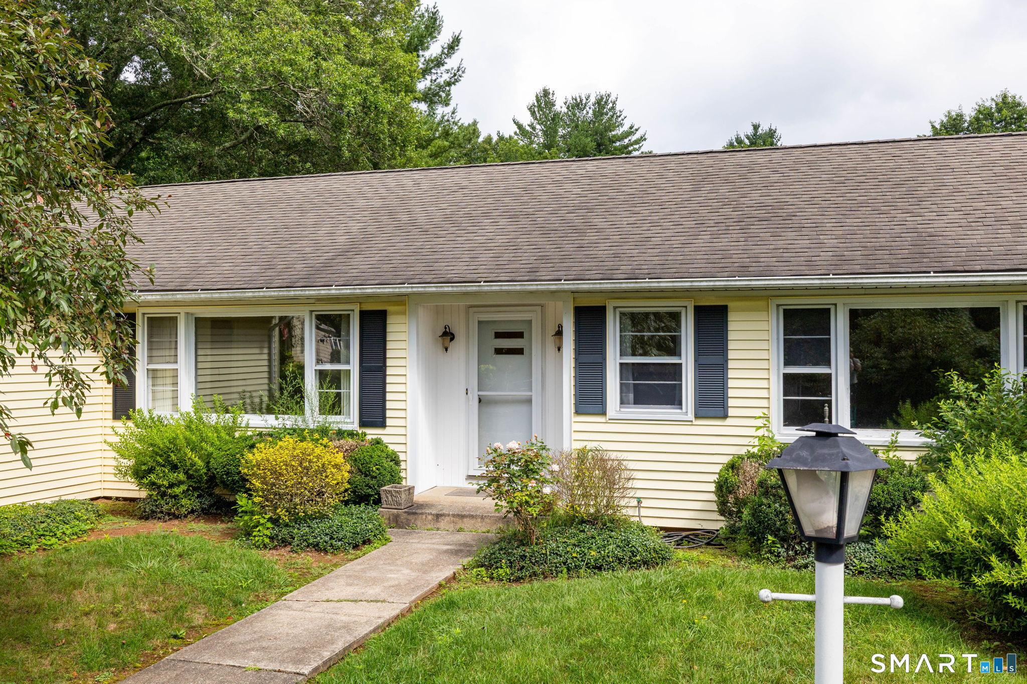 354 Academy Road Cheshire, CT 06410 - Photo 4 of 32 Gallery Image 4