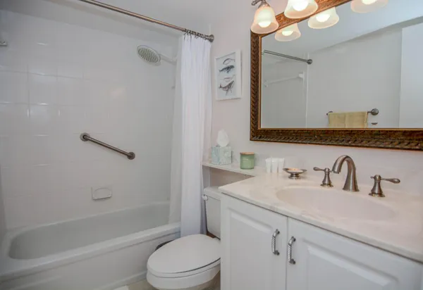 $6,000 | 4200 North Ocean Drive, Unit 2605, Singer Island, FL 33404