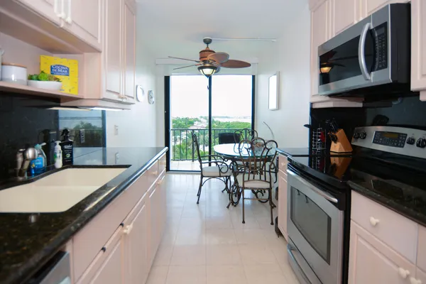 $6,000 | 4200 North Ocean Drive, Unit 2605, Singer Island, FL 33404