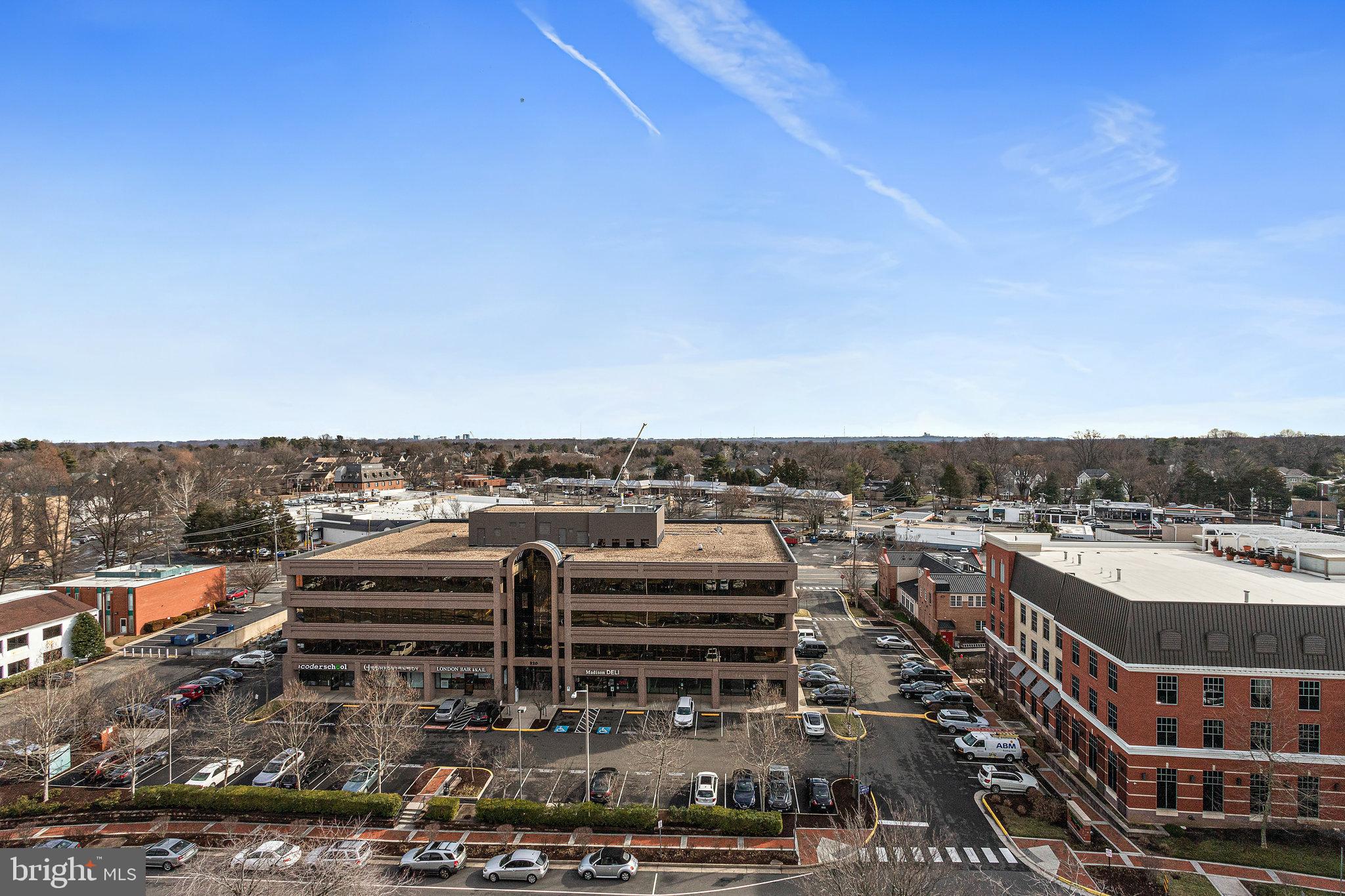 6800 Fleetwood Road, Unit 1101 McLean, VA 22101 - Photo 13 of 31