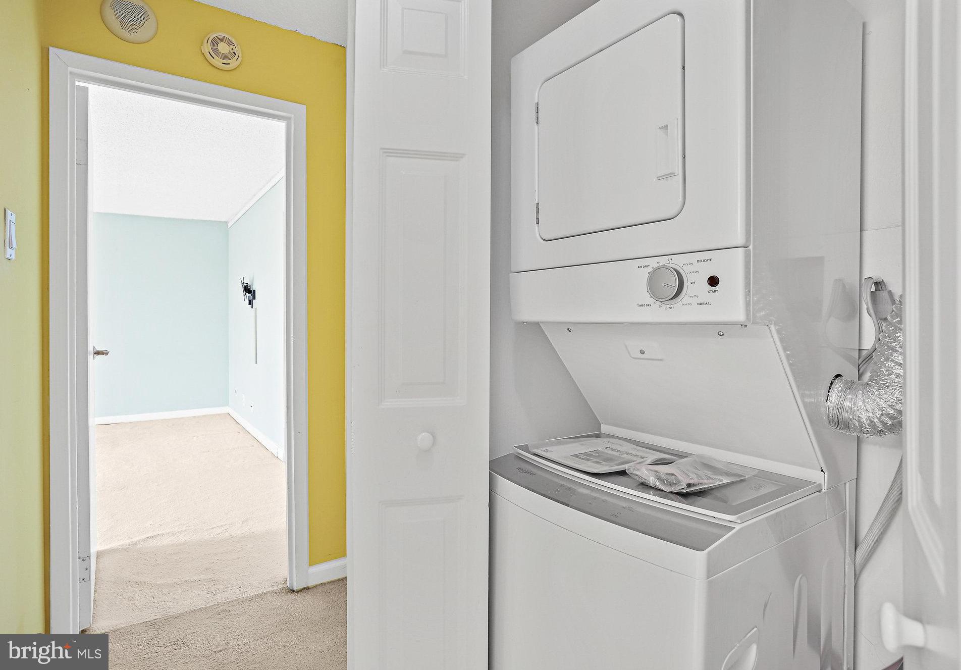 6800 Fleetwood Road, Unit 1101 McLean, VA 22101 - Photo 27 of 31 Stack washer/dryer
