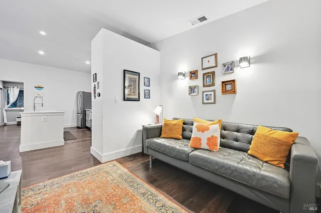 $597,000 | 14831 Canyon 7 Road, Guerneville, CA 95446