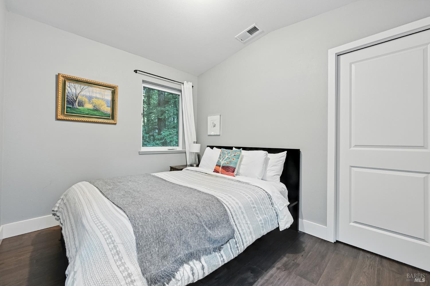 14831 Canyon 7 Road Guerneville, CA 95446 - Photo 17 of 50