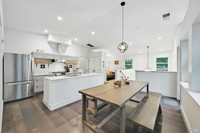 $597,000 | 14831 Canyon 7 Road, Guerneville, CA 95446