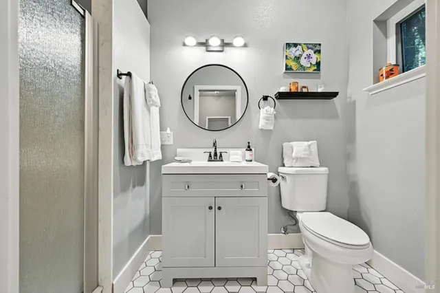 $597,000 | 14831 Canyon 7 Road, Guerneville, CA 95446