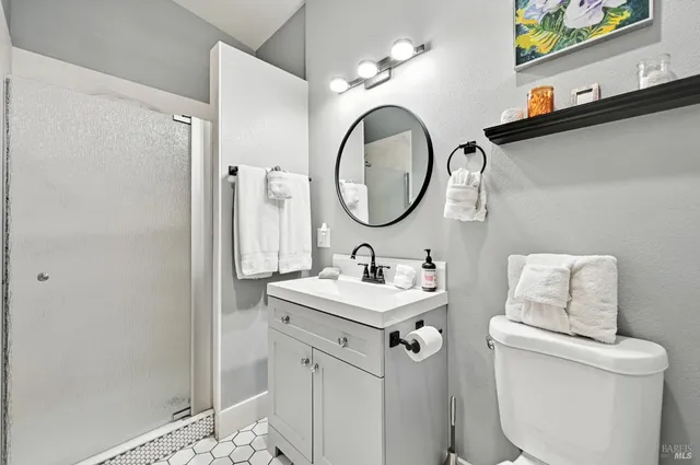 $597,000 | 14831 Canyon 7 Road, Guerneville, CA 95446