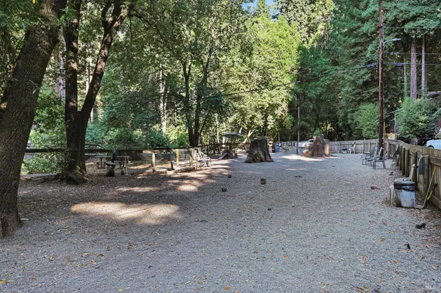 $597,000 | 14831 Canyon 7 Road, Guerneville, CA 95446