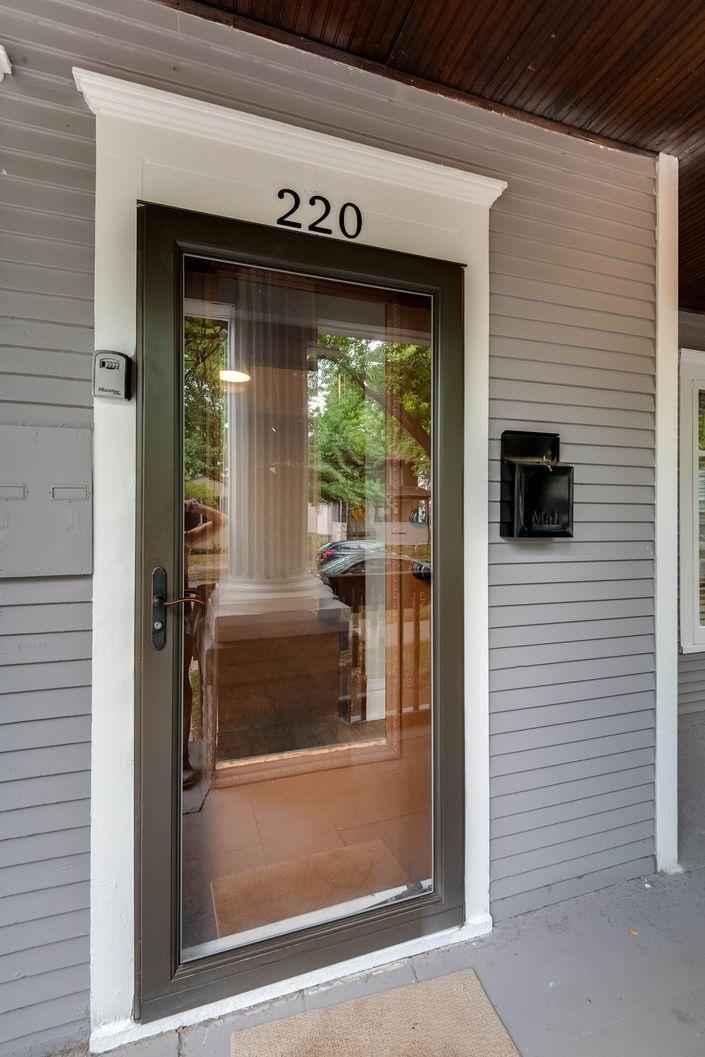 220 West 33rd Street Minneapolis, MN 55408 - Photo 3 of 56