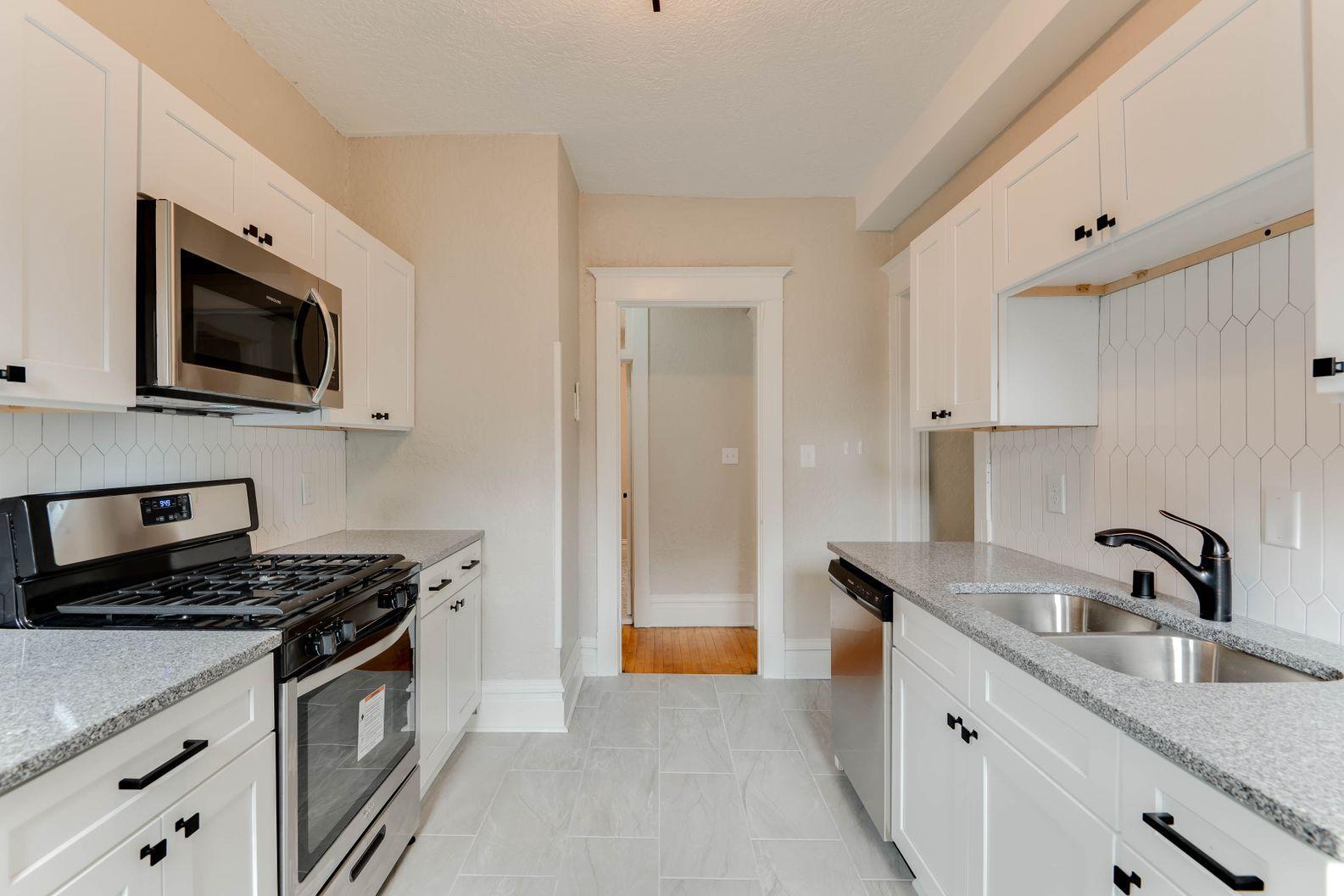 220 West 33rd Street Minneapolis, MN 55408 - Photo 38 of 56