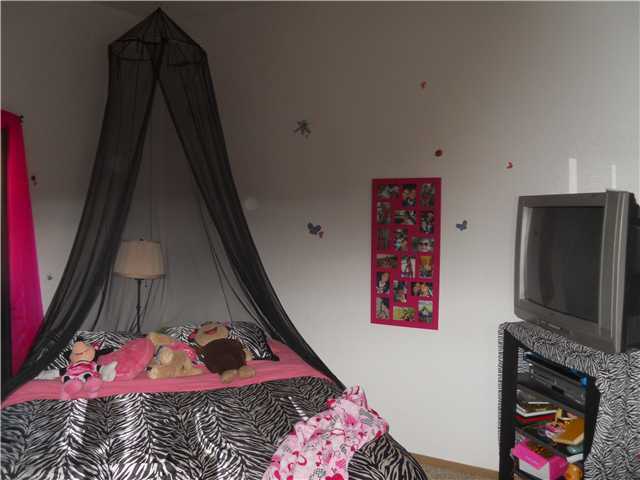 13222 Saddle Ridge Road Lakeside, CA 92040 - Photo 7 of 11 One of the 3 upstairs bedrooms