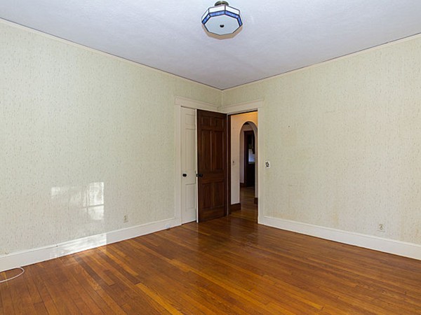 277 Florence Road Waltham, MA 02453 - Photo 11 of 24