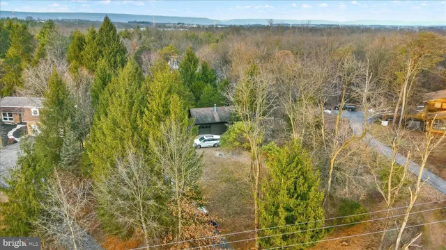 $650,000 | 1421 Earlys Mill Road, Palmyra, PA 17078