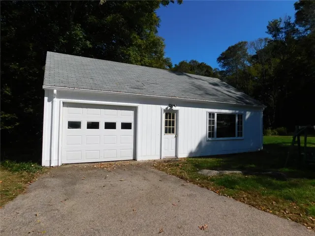 $449,000 | 960 Main Street, Hopkinton, RI 02832