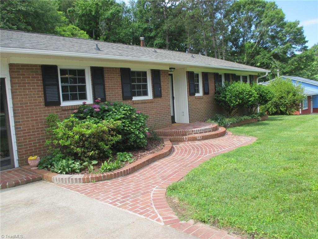 409 Price Road Lexington, NC 27295 - Photo 25 of 30 ENTRY VIEW