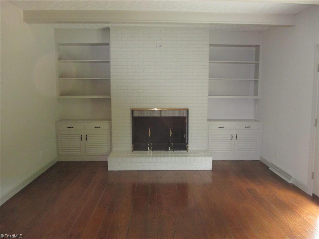 409 Price Road Lexington, NC 27295 - Photo 3 of 30 DEN WITH FIREPLACE