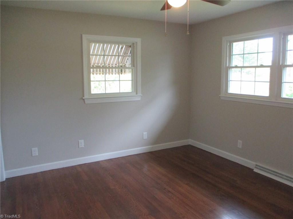 409 Price Road Lexington, NC 27295 - Photo 7 of 30 PRIMARY BEDROOM