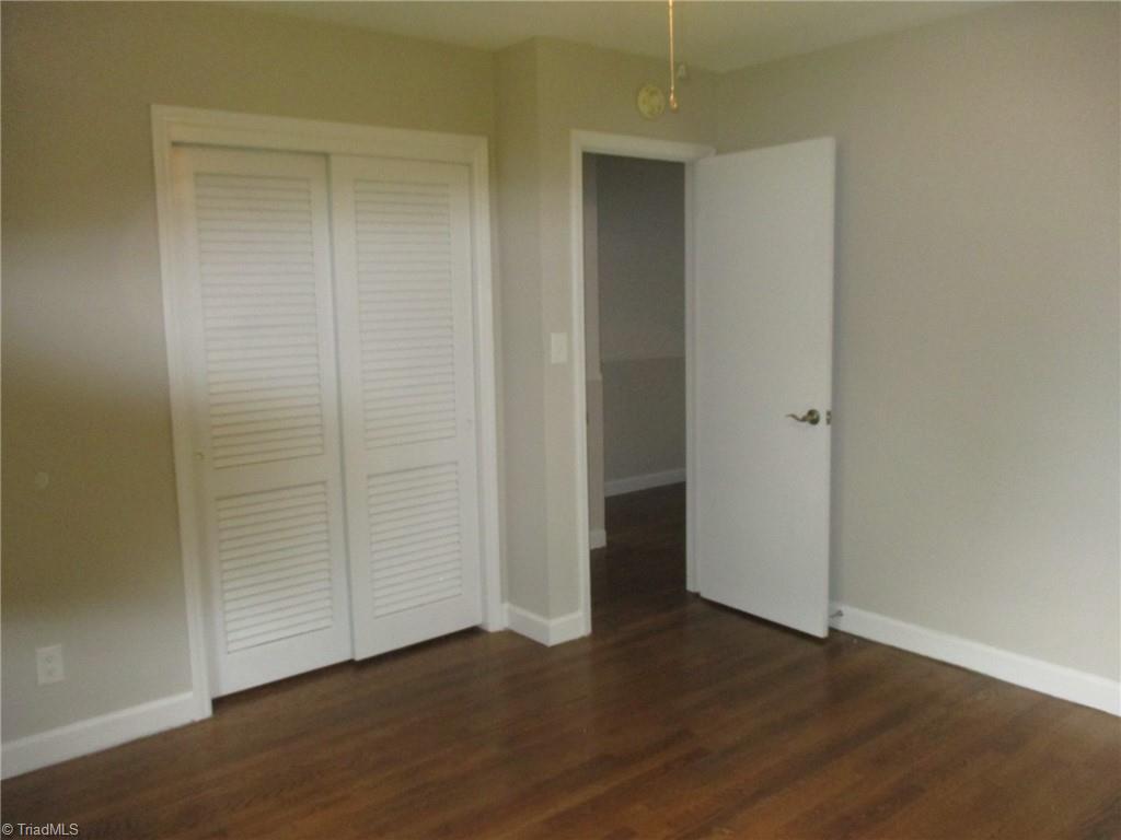 409 Price Road Lexington, NC 27295 - Photo 8 of 30 PRIMARY BEDROOM
