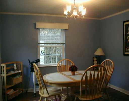 2382 Collins Road Blackridge, PA 15235 - Photo 4 of 8 Gallery Image 4