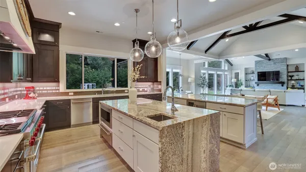 $2,599,950 | 28570 318th Drive Southeast, Ravensdale, WA 98051